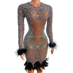 Vestido Corto Noche Con Detalle Bordado